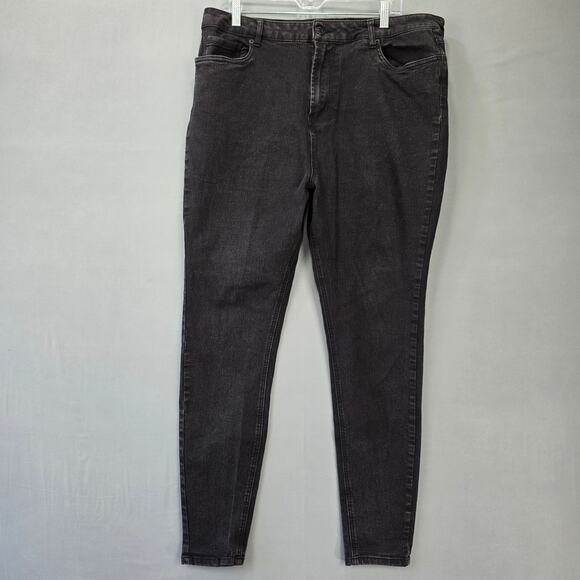 Forever21+ Black Jeans Stretch Skinny Classic Denim Women Plus Size 16 High Rise - Picture 1 of 6